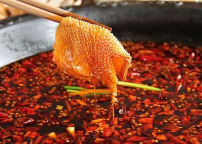 重慶火鍋底料批發(fā)告訴你冬天吃火鍋的五必三少法則！