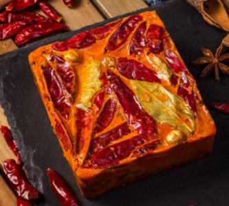 選擇重慶火鍋底料生產(chǎn)廠家時(shí)，要注意如何辨別底料的質(zhì)量！
